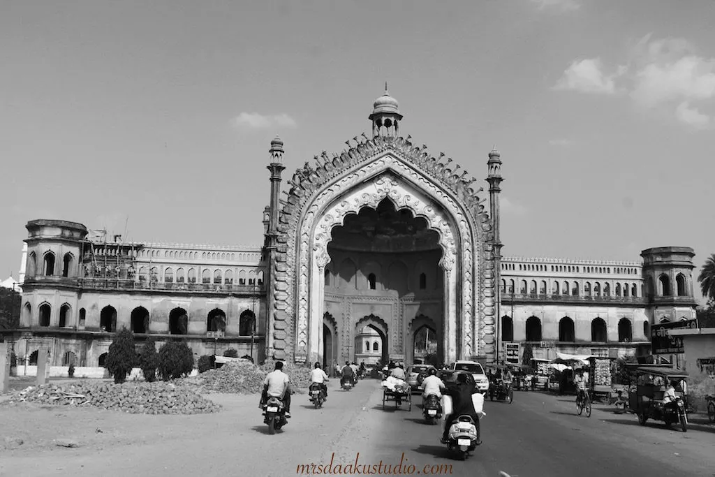 rumi darwaza