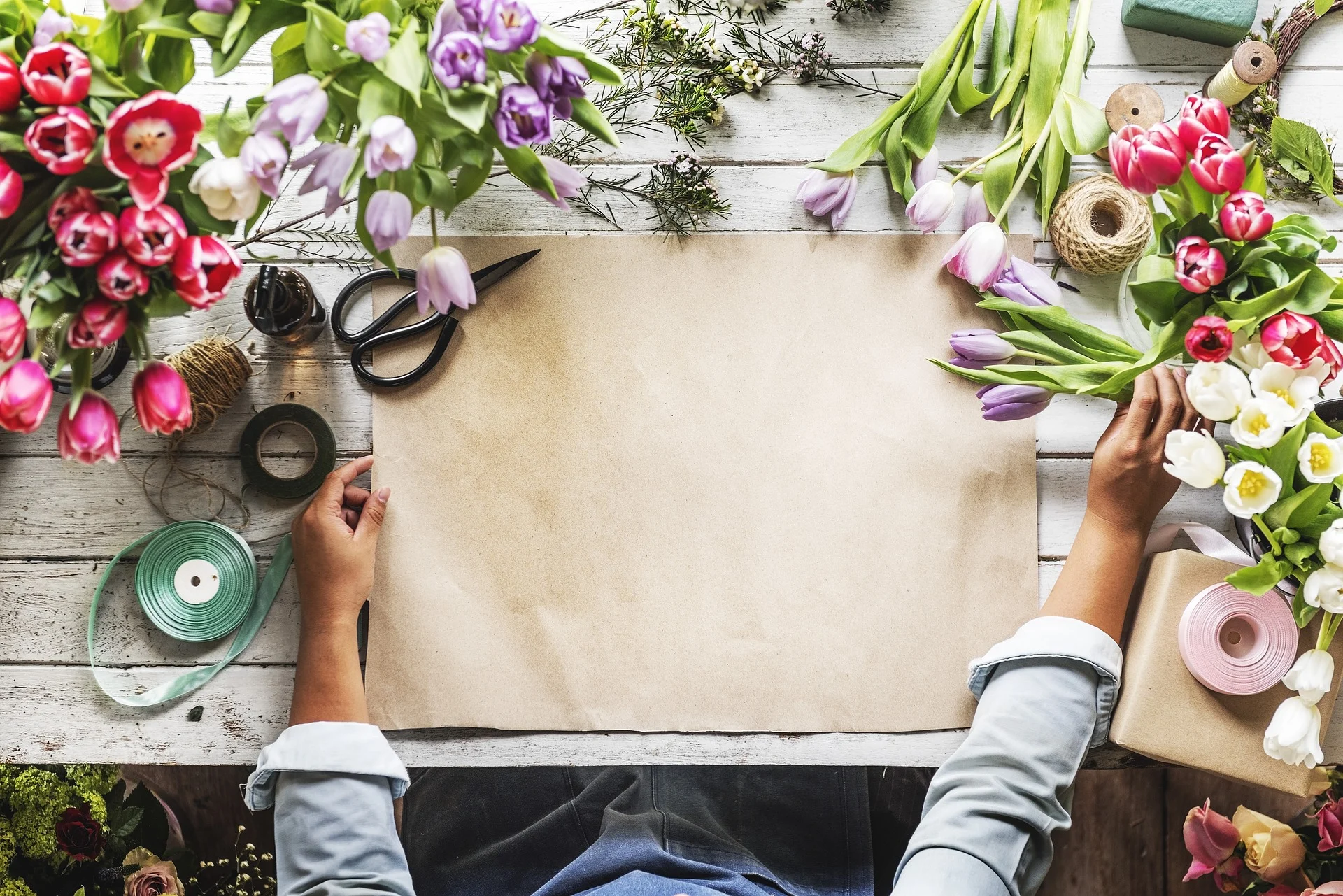 Are you wanting to promote your Etsy store on Pinterest? Do you want to boost sales for your online store? Pinterest is your answer. This detailed guide has all the tips and how to use Pinterest strategy for you. CLICK to read. Pinterest for business | marketing your etsy store on pinterest | side hustle | work at home for moms | make money online