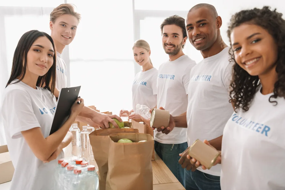 A group of volunteers giving free food