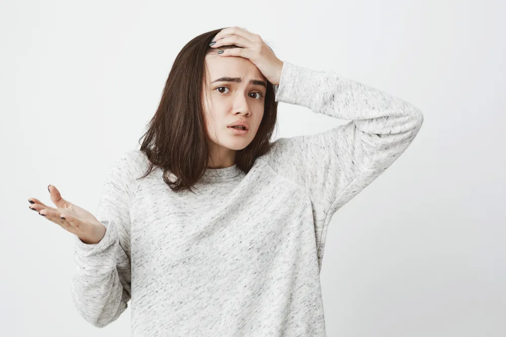 Waist-up,Shot,Of,Perplexed-looking,Cute,European,Girl,,Who,Do,Not